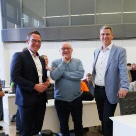 Wolfgang Schuster mit den beiden Landratskandidaten Carsten Braun und Frank Inderthal
